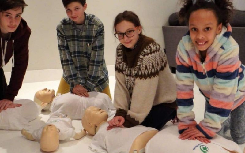 students in learning advanced first aid